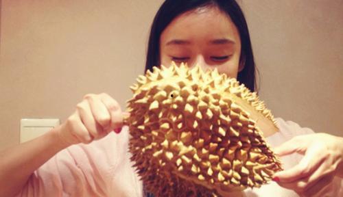 徒手接星辰吃瓜,吃瓜群众见证奇迹时刻