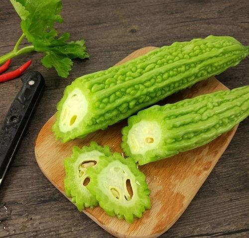 人吃腌瓜,美味腌制，健康生活新选择