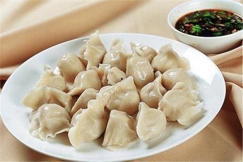 吃梨瓜饺子视频,家常美味，营养丰富的传统饺子新吃法